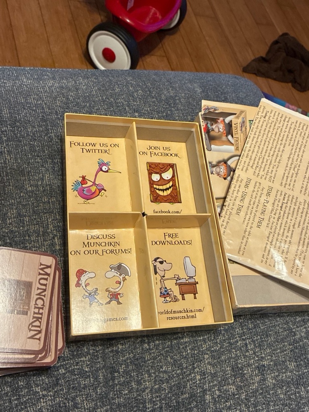 Munchkin Card Game - Picture 3 of 7